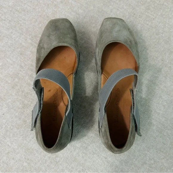 L'Amour Des Pieds Amadour Platform Sandal Gray Suede Size 9.5W Wide